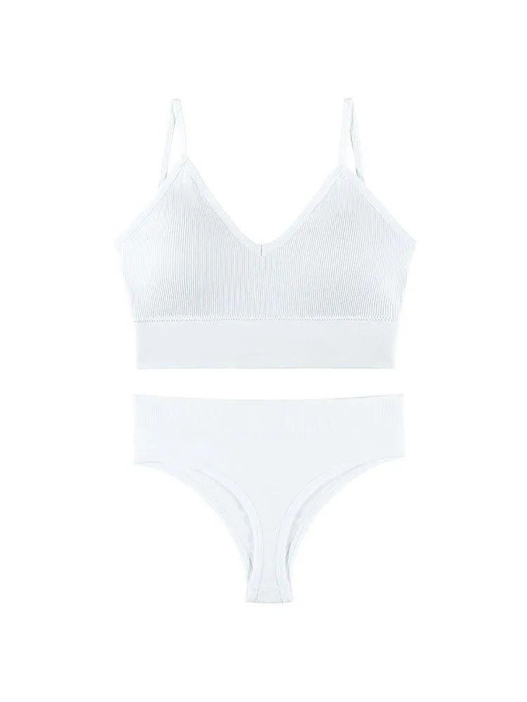 2-Pack Comfortable Solid Color Panties Wireless Bra Set