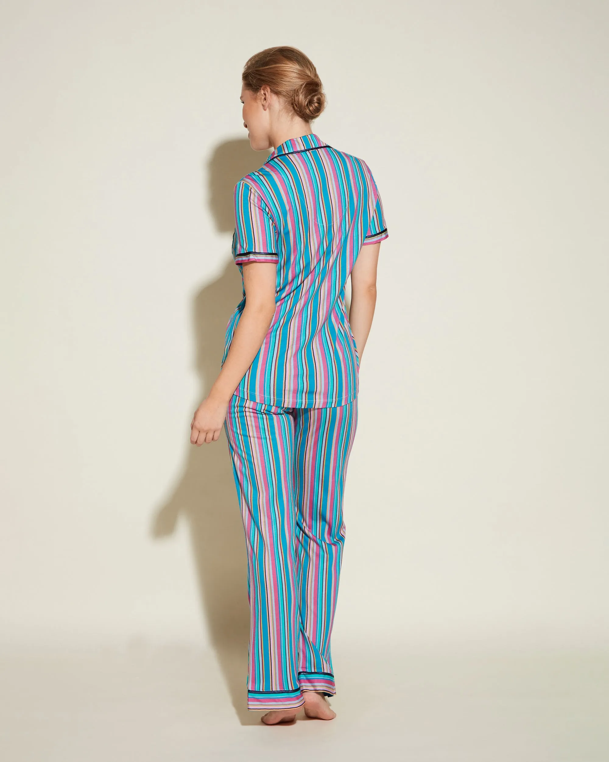 Conjunto De Pijama Con Camisa De Manga Corta Y Pantalones