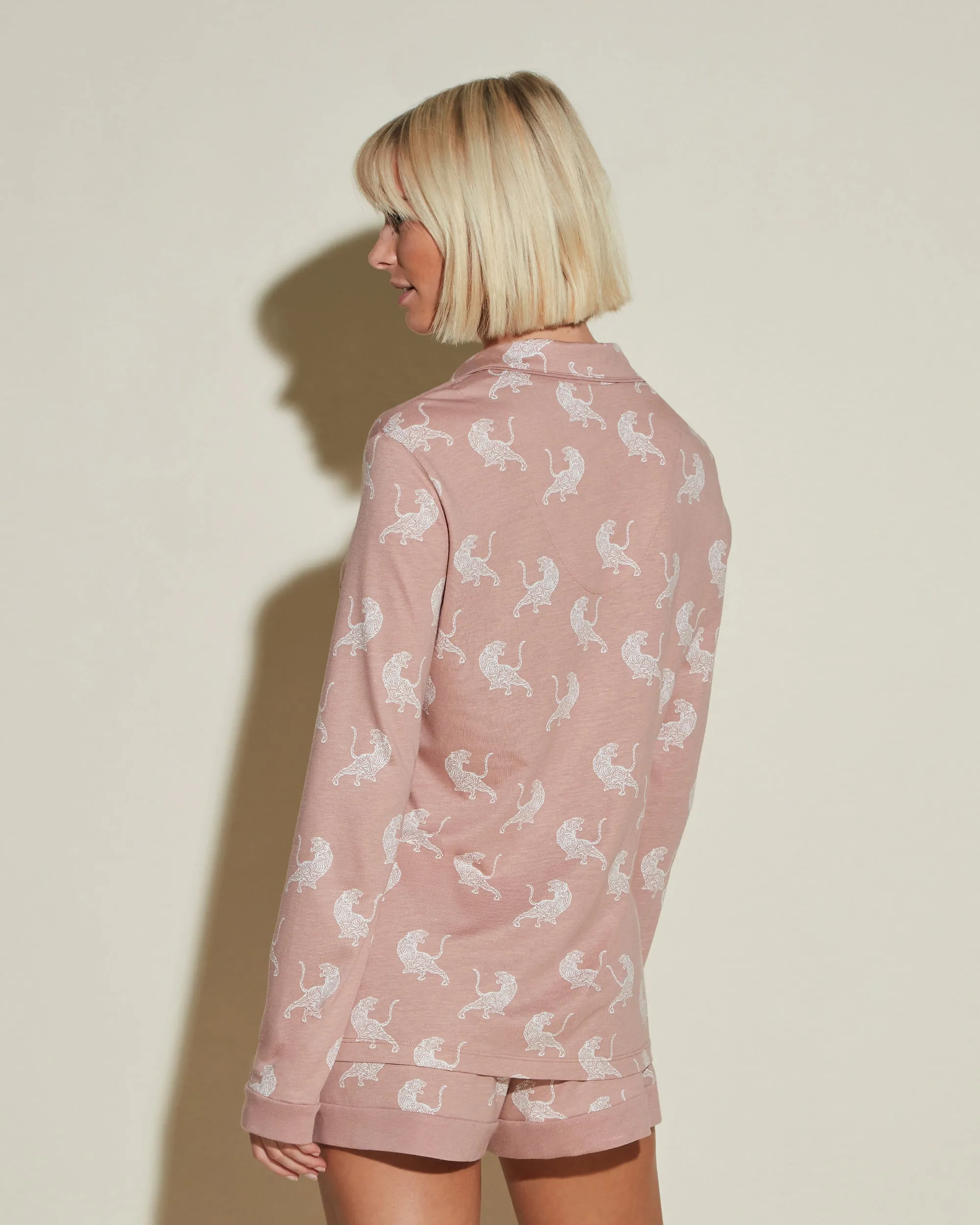 Conjunto De Pijama Estampado Con Camisa De Manga Larga Y Pantalones Cortos