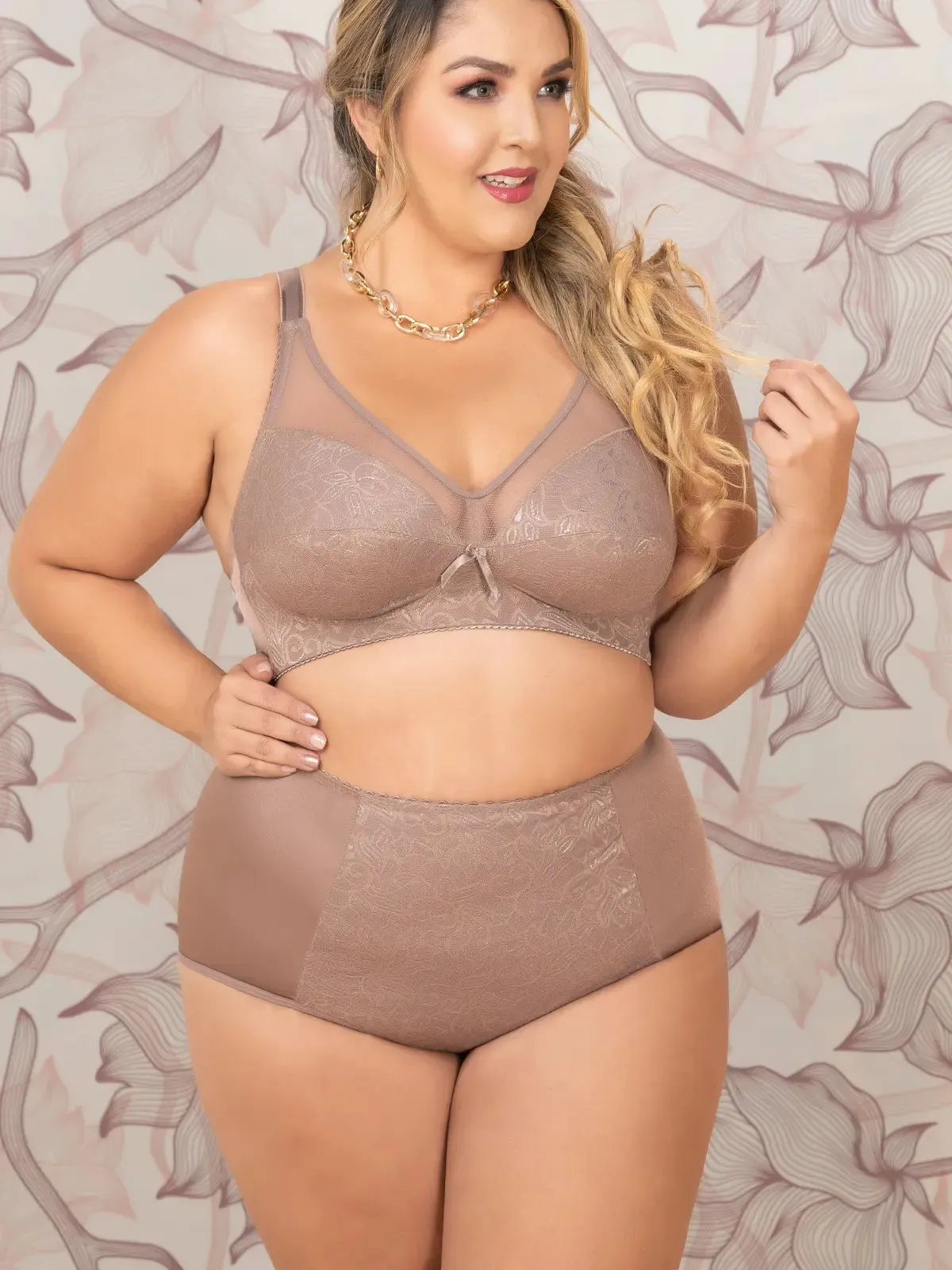 Elegant Lace Bra with Back Buckle