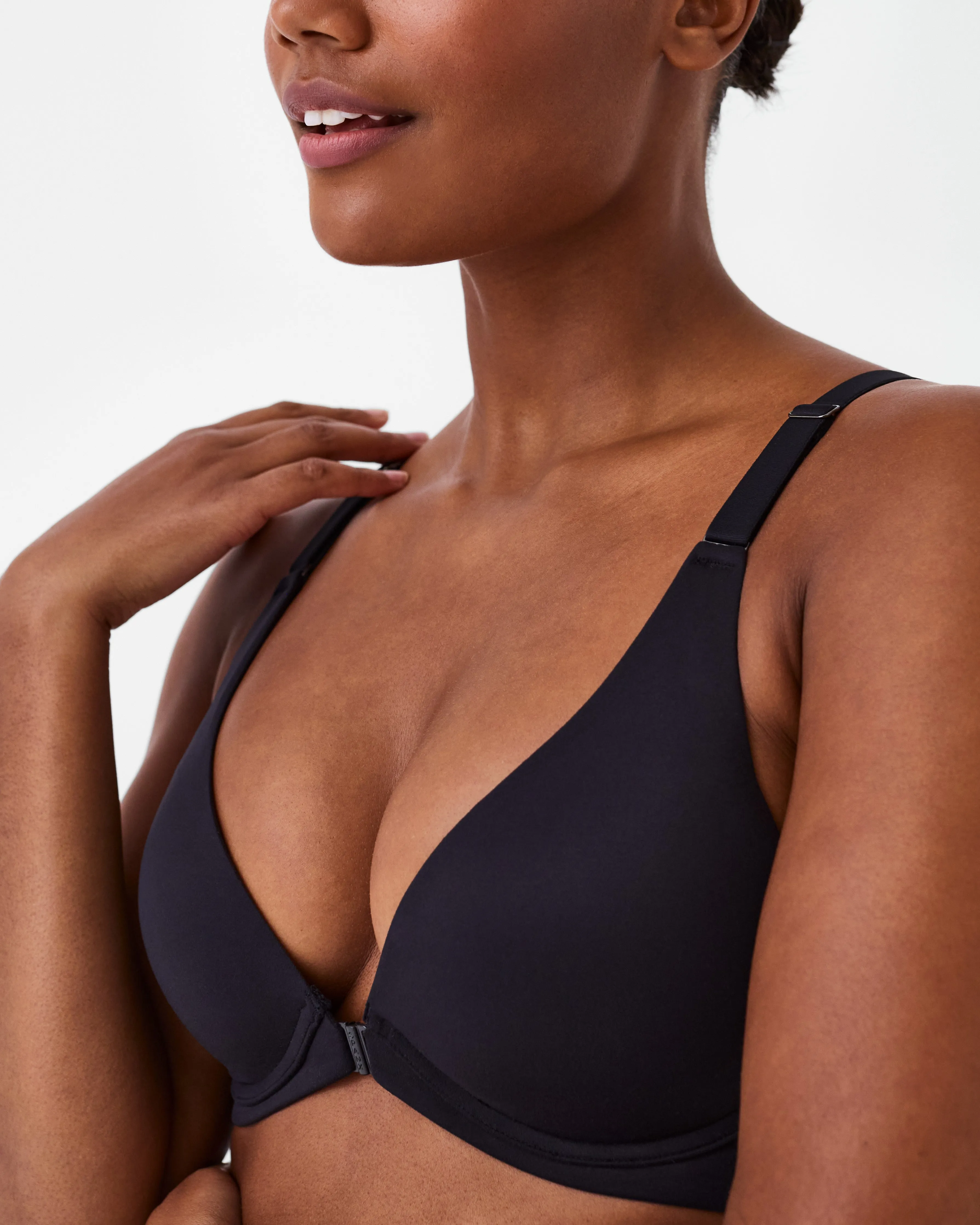 SPANXsmooth™ Bra-llelujah!® Adjustable Plunge Wireless Lift Bra