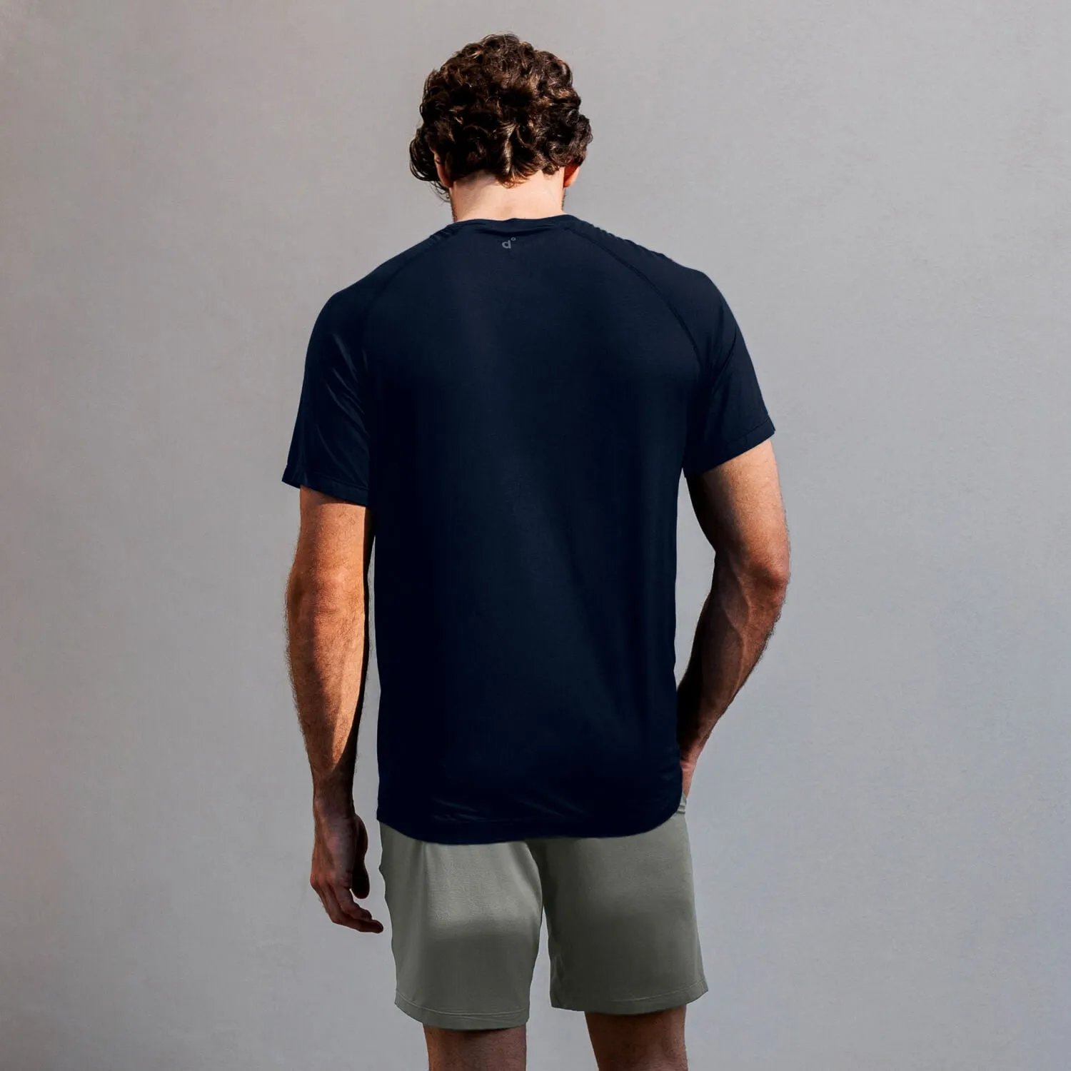V-neck t-shirt — NATTCOOL™